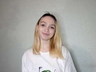 harpermartinez 1 live webcam