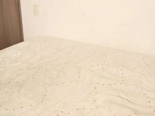 Live webcam model julesxlove on Soda Cams