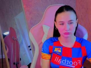 karolina-kely