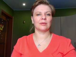 Эта модель сейчас онлайн. leonatrscie