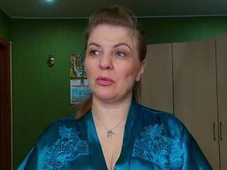 VeronikaGold live webcam show