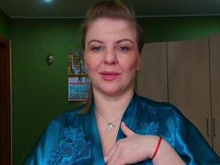 VeronikaGold live webcam show
