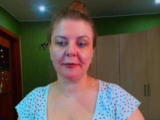 VeronikaGold live cam preview