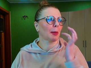 VeronikaGold live cam preview