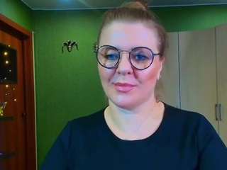 VeronikaGold live cam preview