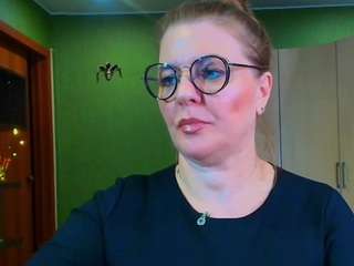 VeronikaGold live cam preview