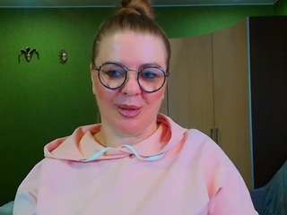 VeronikaGold live cam preview