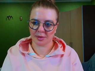 VeronikaGold live cam preview