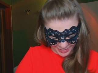 VeronikaGold live cam preview