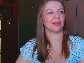 VeronikaGold live cam preview