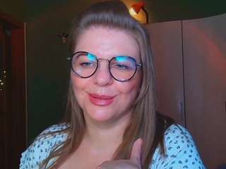 VeronikaGold live cam preview
