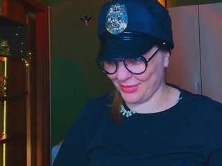 VeronikaGold live cam preview