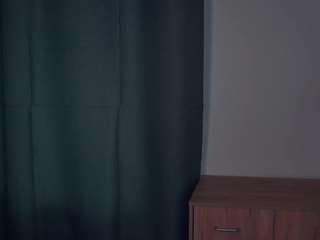 leslipavy live cam profile