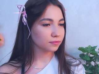 reitaseacat's CamSoda show and profile