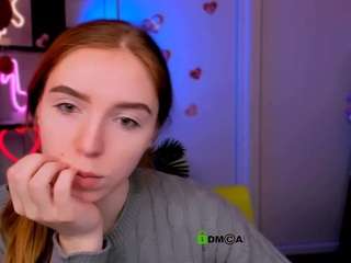 stella-flower's CamSoda show and profile