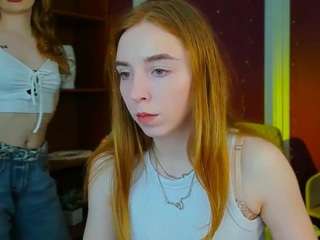 stella-flower's CamSoda show and profile