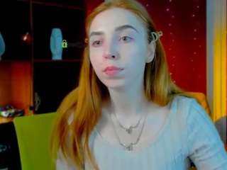 stella-flower's CamSoda show and profile