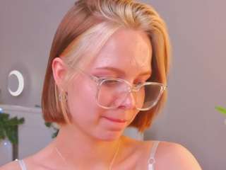 umbravelour Live Webcam on CamSoda