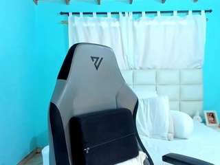 CherryKiiss live webcam show