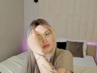 Eva live cam preview