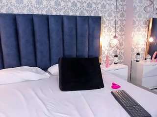 irina-federovna Live Webcam on CamSoda