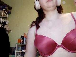 jennymurata Live Webcam on CamSoda