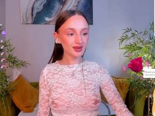 ladyy-lulu live cam profile