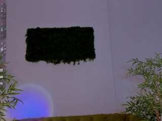ladyy-lulu live webcam show