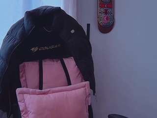 mia-dollz live cam preview