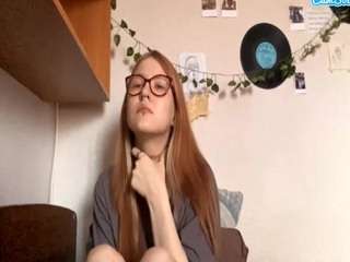 pauleneboeck's CamSoda show and profile