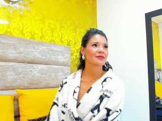 le modèle samanthaortiz69 est en webcam porno dans un show sur le site camsoda, il possède les tags suivants: anal,athletic,black hair,brown eyes,cum in pussy,dildo or vibrator,drinking,lovense,normal,orgasm,skinny,small tits,smoking,striptease,toys,hd