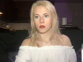 venustheflytrap Live Webcam on CamSoda