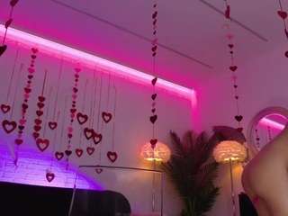 annastasiajune's CamSoda show and profile