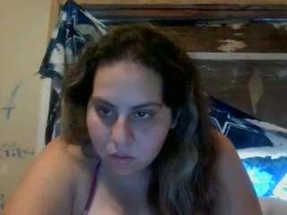 brat23's CamSoda show and profile