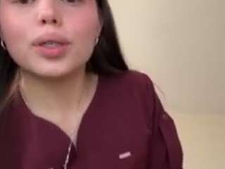 danielarous from CamSoda