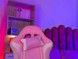 eli-bluee Live Webcam on CamSoda