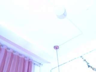 ladymooncs's CamSoda show and profile