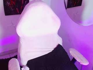 ladymooncs Live Webcam on CamSoda