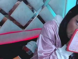ladymooncs live webcam show