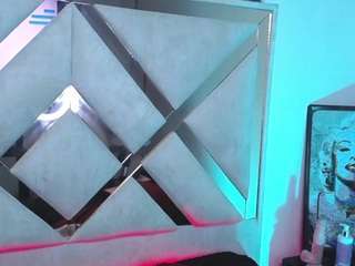 ladymooncs live webcam show