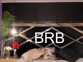 scarlettviibe's CamSoda show and profile