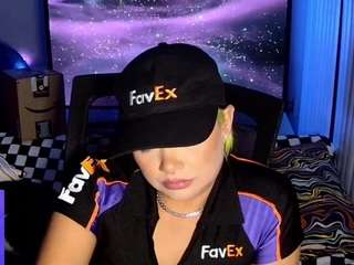 GreenTeaFae live cam preview