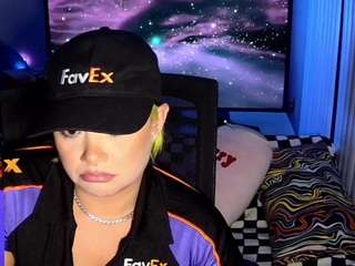 GreenTeaFae live cam preview