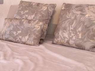 irisreid's live room