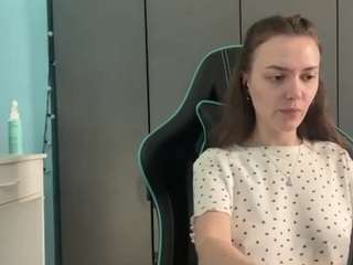 islabenedetti's CamSoda show and profile