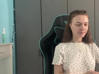 islabenedetti's CamSoda show and profile