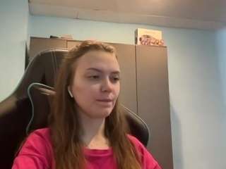 islabenedetti's CamSoda show and profile