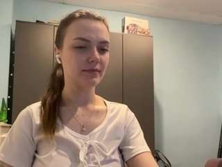 islabenedetti's CamSoda show and profile