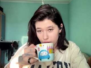 melainevalletta Live Webcam on CamSoda