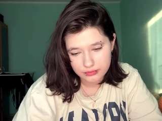 melainevalletta Live Webcam on CamSoda